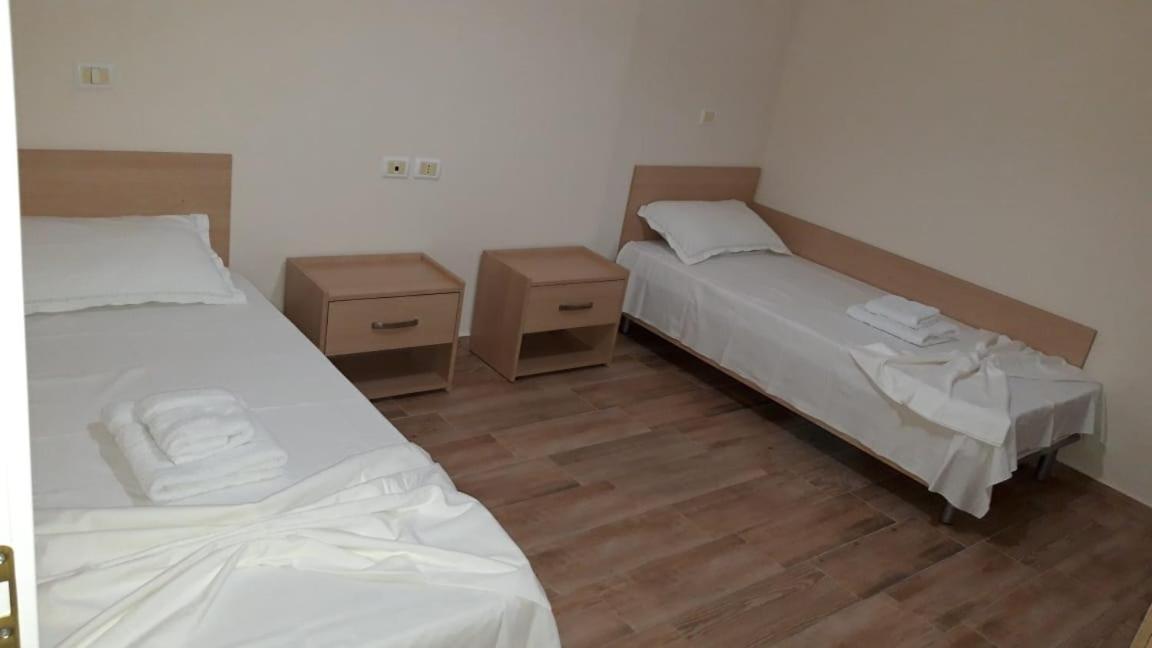 Disy Apartments Wlora Pokój zdjęcie
